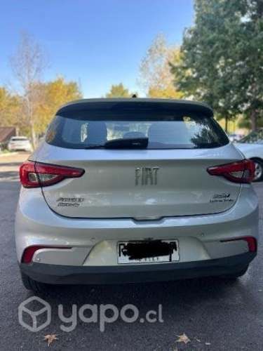 Fiat argo drive plata  2021