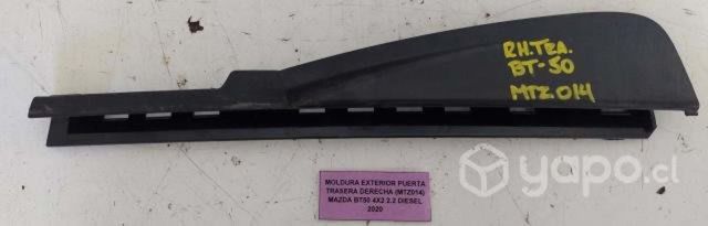 Moldura Exterior Pta tras der (MTZ014) BT50 2020