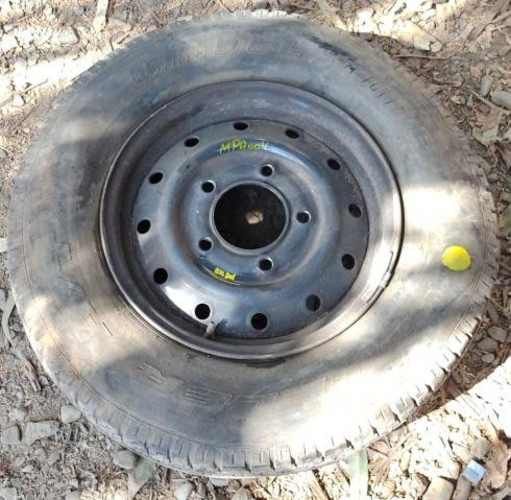 Llanta Fierro Con Neumático 245 70 R16