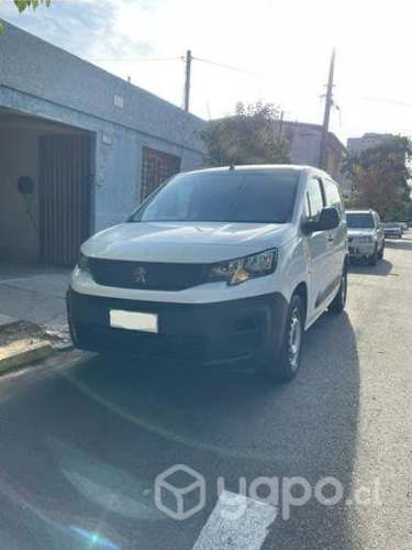 Peugeot partner 2021