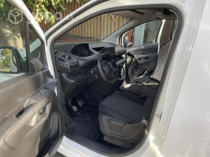 Peugeot partner 2021