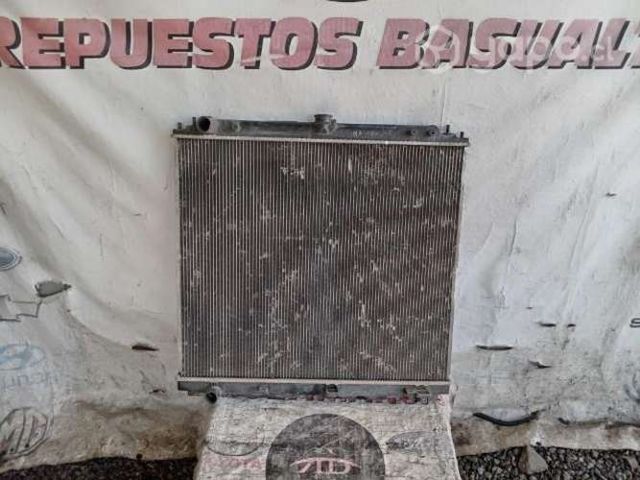 Radiador de agua nissan navara original