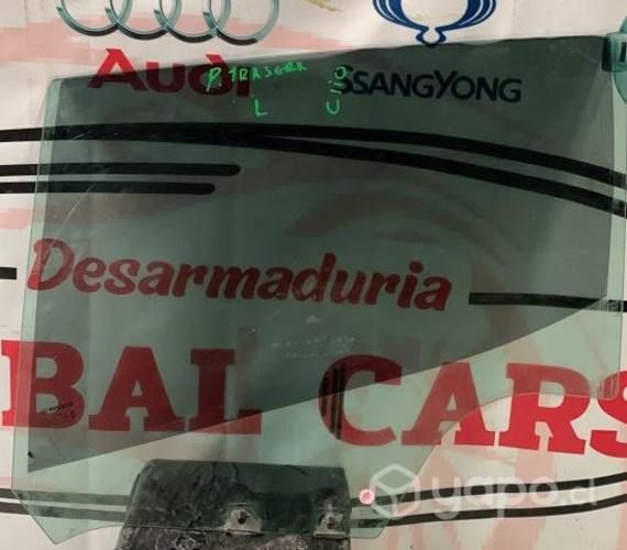 Vidrio trasero izquierdo RENAULT CLIO HB SPRESSION