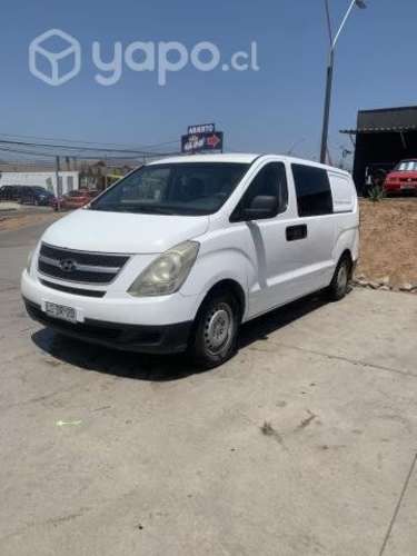 Hyundai h-1 2013