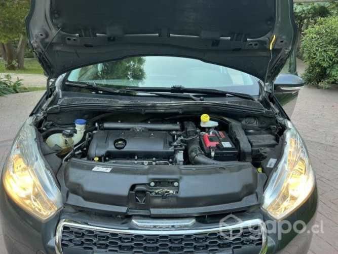 Peugeot 208 Allure 1.6 VTi Automático. Año 2014