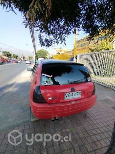 Renault Clio full 2002