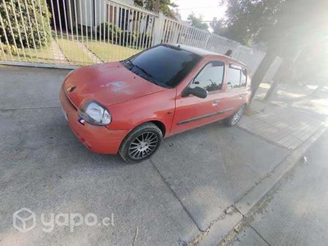 Renault Clio full 2002