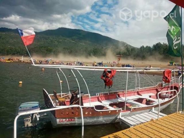 Bote enfibrado 7.5 mts de largo. Perfecto estado