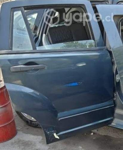 Puerta trasera copiloto dodge caliber 2007
