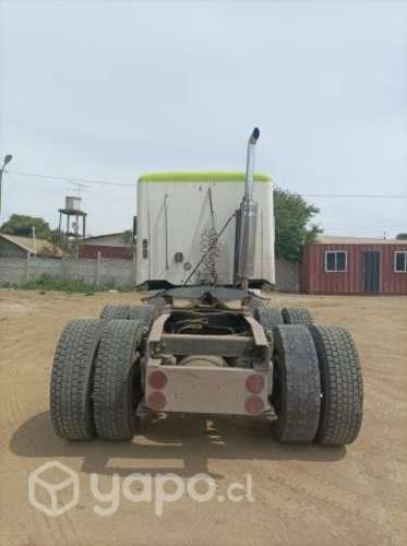 Se vende camion freightliner