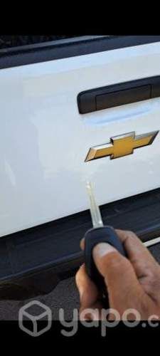 Instalación de cierre de portalon multimarca