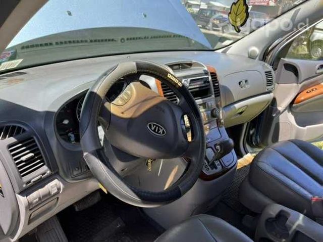 Kia grand Carnival límited