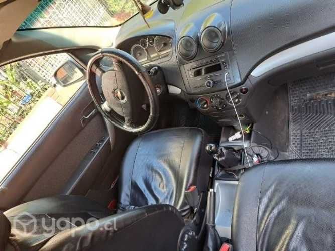 Vendo chevrolet Aveo año 2013