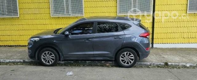 Vendo Hyundai Tucson prenda sin multas