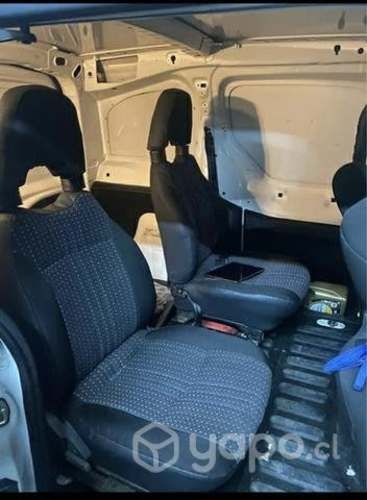 2018 Peugeot PARTNER