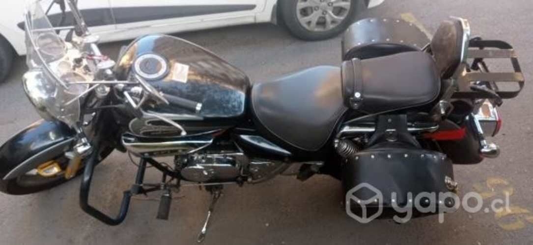 Hyosung Aquila GV250 2013 IMPECABLE