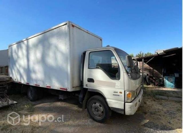 Camion jac 1061 año 2013