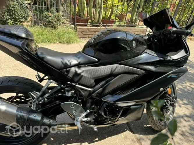 Yamaha R3-A