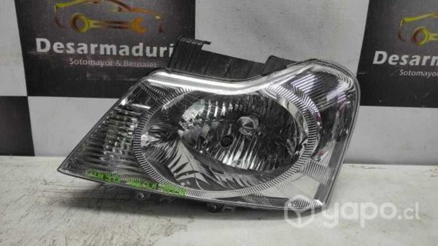 Óptico Mahindra genio lh 2.0