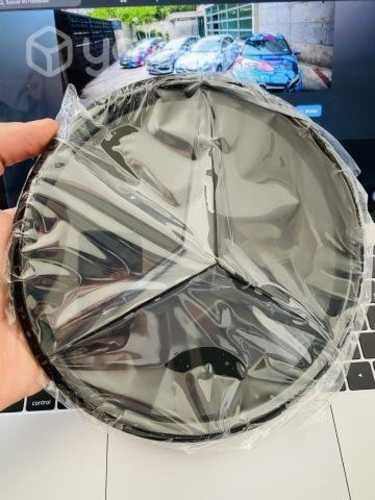 Logo frontal Black edition AMG - Mercedes Benz