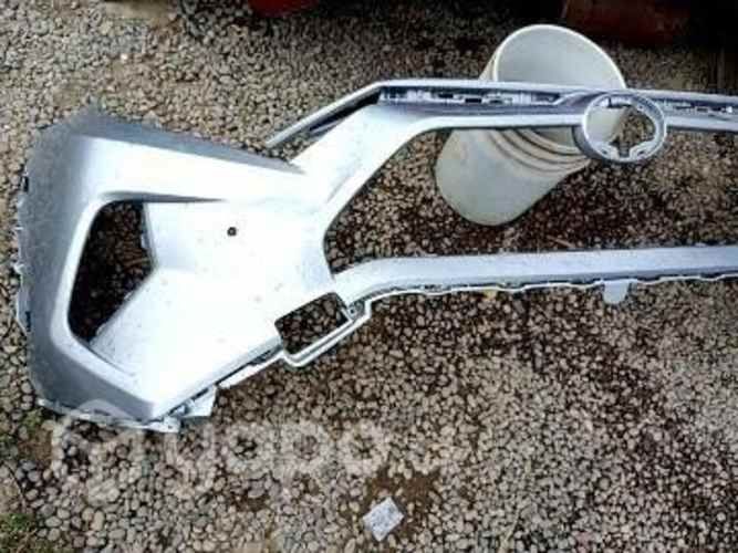 Parachoque Toyota Rav ORIGINAL impecabl