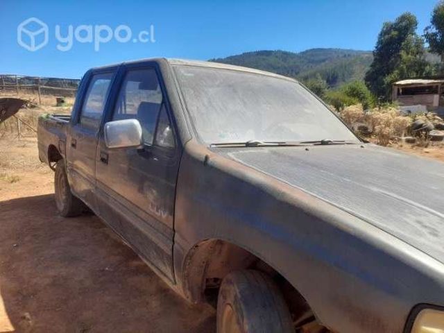 Se vende camioneta Chevrolet luz año 94
