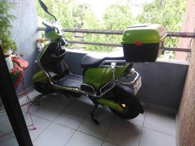 Moto eléctrica Oriental