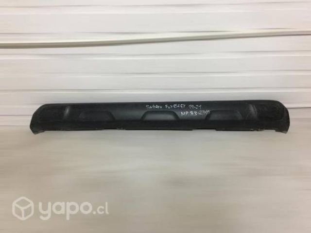 Moldura de spoiler delan subaru forester 2019-2021
