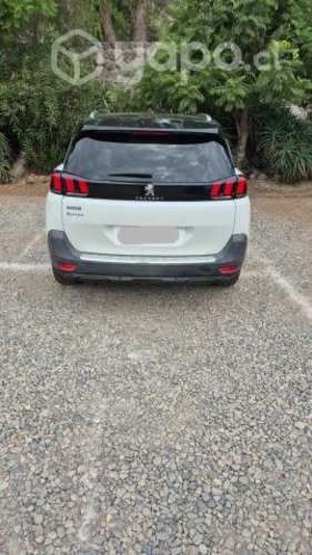 Peugeot 5008 2019