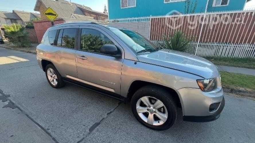 Jeep compass 4x2 AT