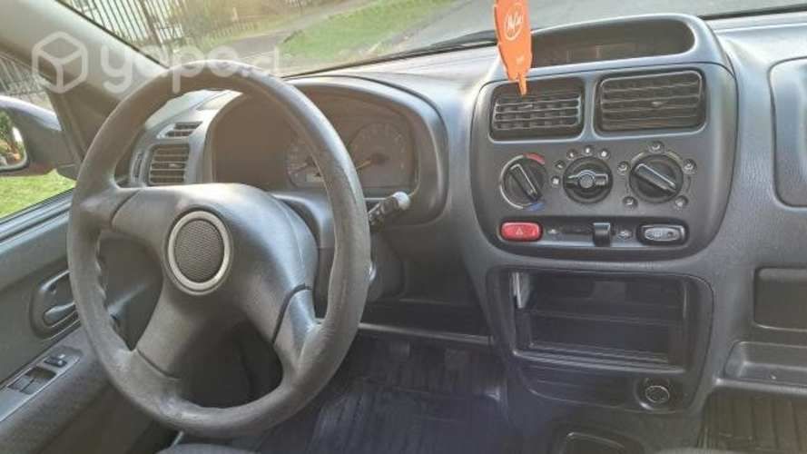 Suzuki ignis 2005