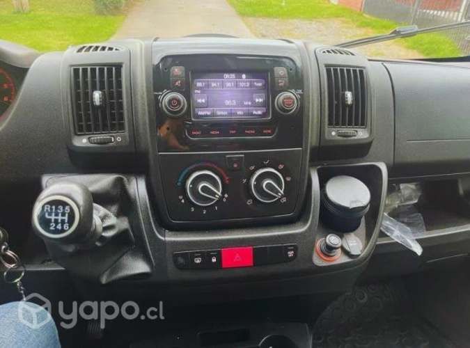 Peugeot Boxer 2.0 BlueHDI 160 L4H2 Año: 2020