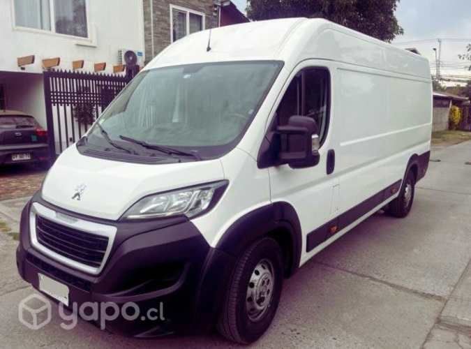 Peugeot Boxer 2.0 BlueHDI 160 L4H2 Año: 2020