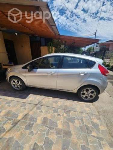 Ford fiesta titanium 2013
