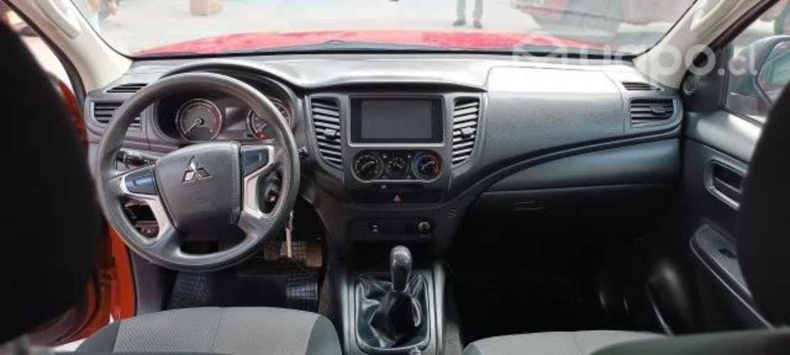 Mitsubishi l200 4x2