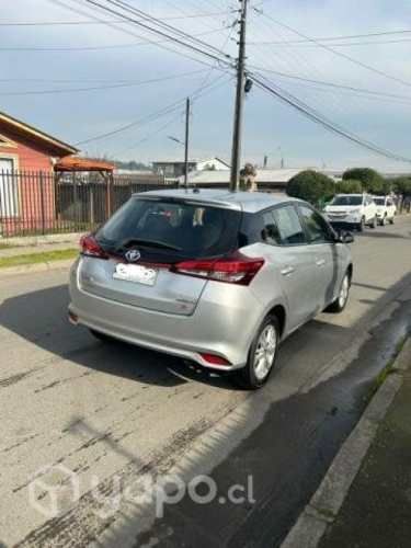 Vendo Toyota Yaris Sport versión S