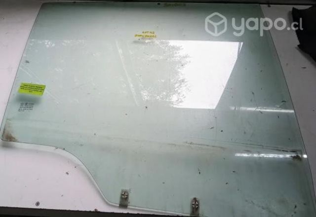 Vidrio Puerta Trasera Derecha Ssangyong
