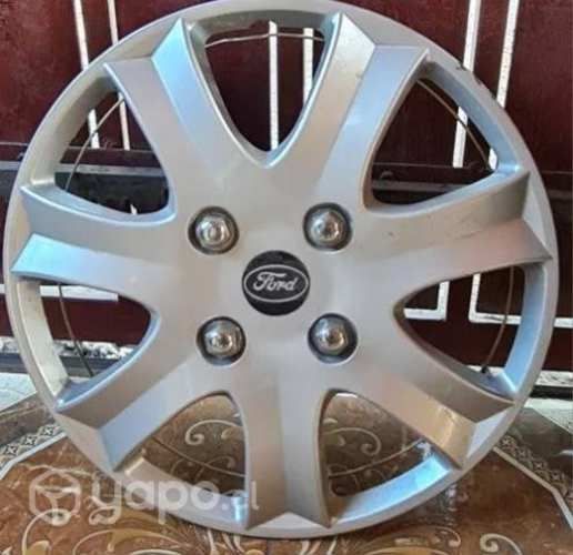 Llanta(4 Perno) Completa Con Forro Y Tapa Ford Fie
