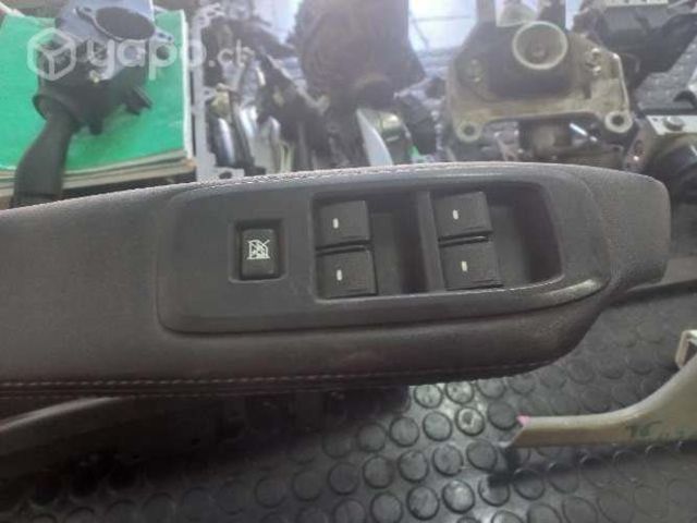 Comando de alza vidrios ford ranger 2018