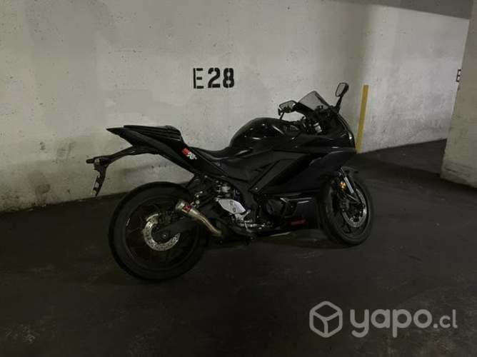 Yamaha r3a