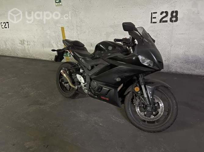 Yamaha r3a