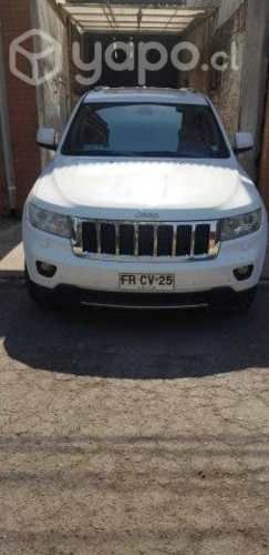 Jeep grand cherokee limited 4x4 2013