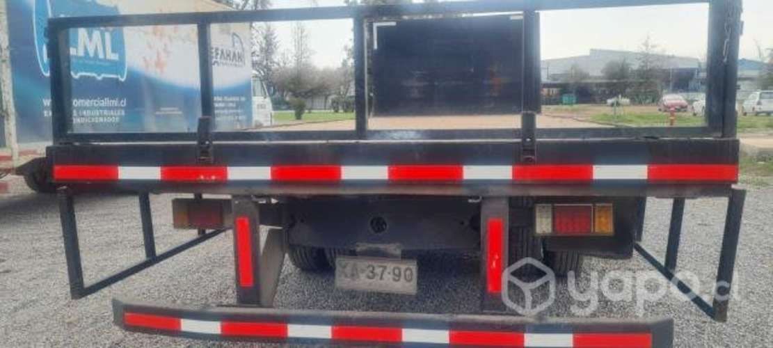 Recien pintado mercedez benz muy bueno