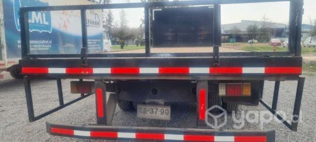 Recien pintado mercedez benz muy bueno