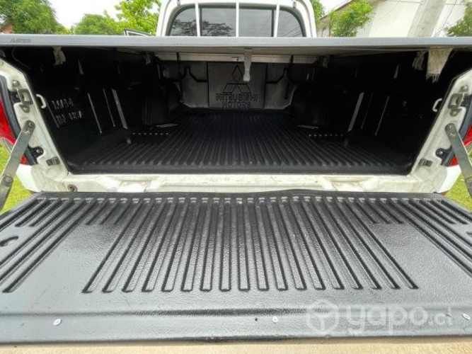 Mitsubishi l200 2014 4x4 diesel impecable