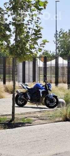 Vendo suzuki gsr 750cc