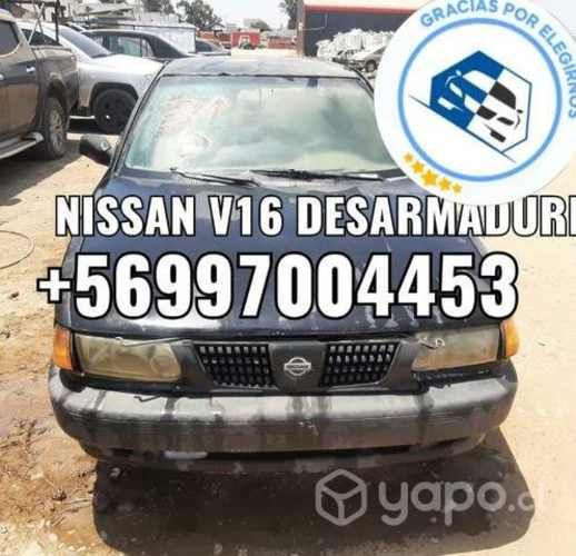 Puerta trasera izquierda Nissan v16 desarmaduría