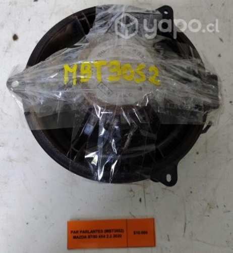 Par Parlantes (MBT3052) Mazda BT