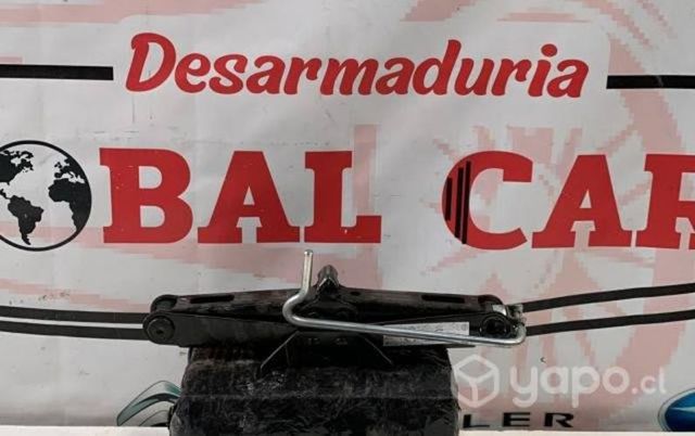 Gata RENAULT CLIO HB SPRESSION 1.2 año 2017