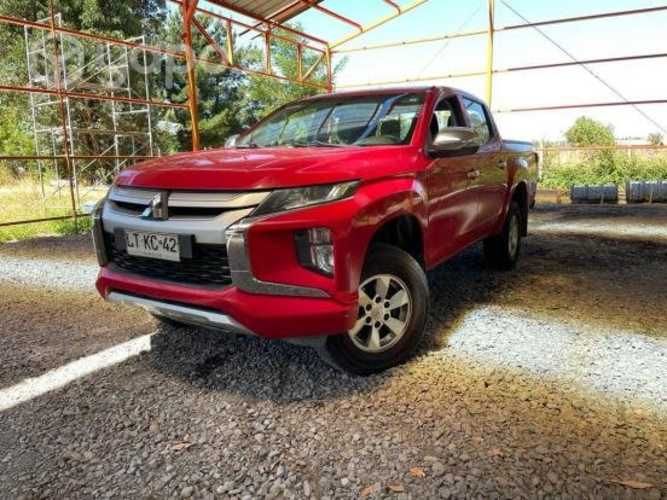 Mitsubishi l200 2020